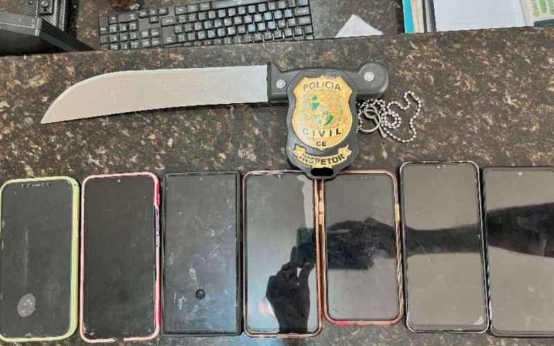 Homem com antecedentes por roubo e homicídio é preso em Fortaleza com 7 celulares