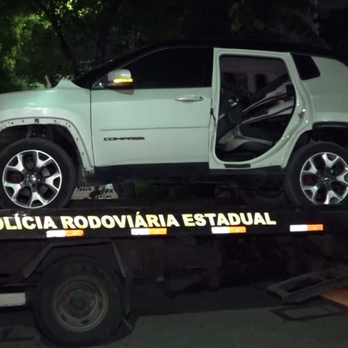 PMs encontram ponto de desmanche de carros de luxo em Fortaleza; um adolescente foi capturado