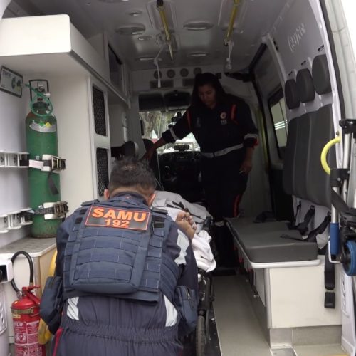 Criminosos atiram em grupo que bebia em calçada em Maracanaú, no Ceará