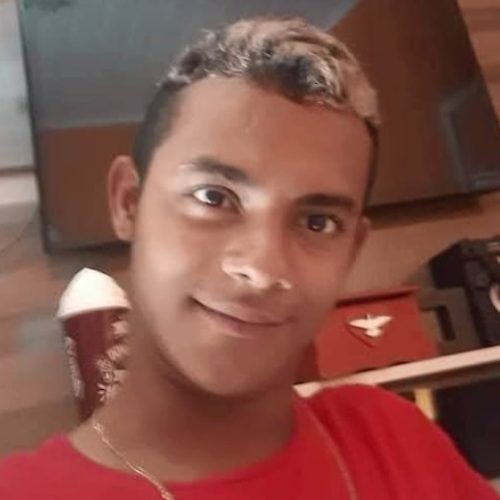 Travesti é morta a tiros após ser atraída a cemitério em Sobral, no Ceará