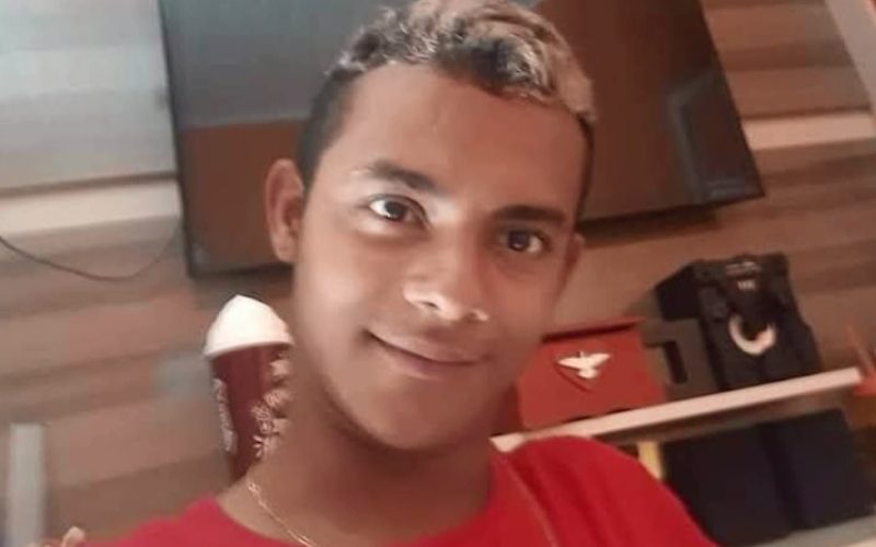 Travesti é morta a tiros após ser atraída a cemitério em Sobral, no Ceará
