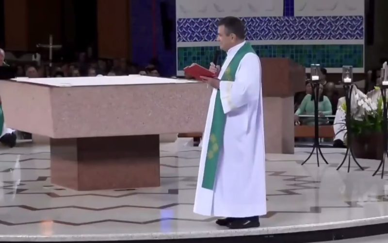 Padre Ferdinando Mancílio viraliza ao criticar marcha de Nikolas Ferreira