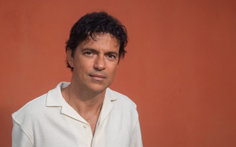 Jorge Vercillo fará apresentação no Ceará Natal de Luz 2025, em Fortaleza