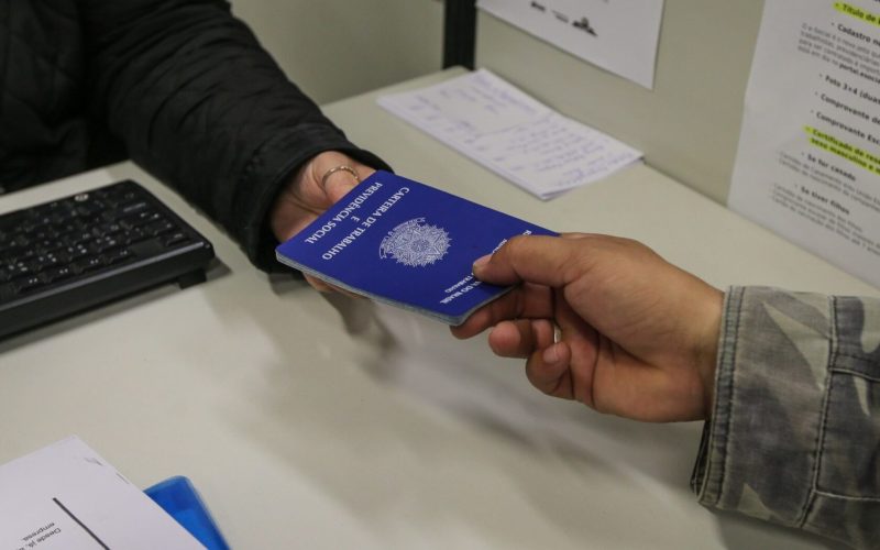 Sine Municipal de Fortaleza tem 2.807 vagas de emprego disponíveis; saiba como concorrer