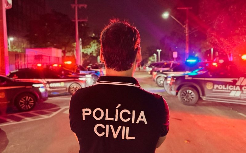 Operação da polícia apreende veículos, bloqueia contas e prende integrantes de facção no Ceará