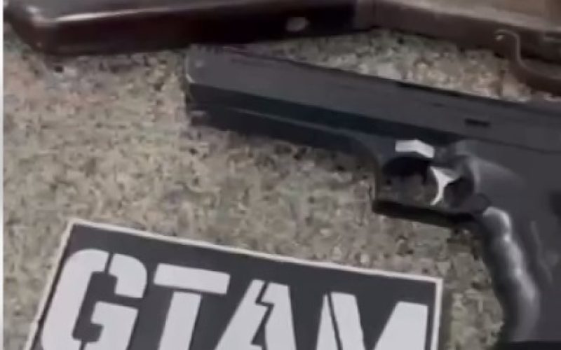 Policial de folga reage a assalto e troca tiros com criminosos em Pacajus, no Ceará