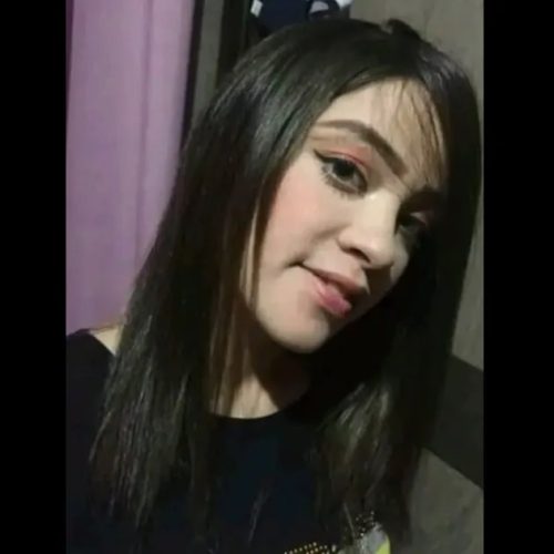 Mulher é morta a tiros do lado do companheiro, que consegue fugir do local