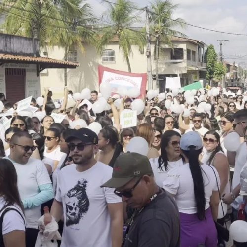 Antes de julgamento, moradores de Jericoacoara protestam contra taxa de acesso à vila, no Ceará