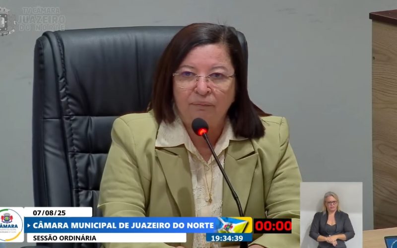 “Estão é viçando aqui”, diz vereadora após discussões sobre Lula e Bolsonaro na Câmara de Juazeiro do Norte