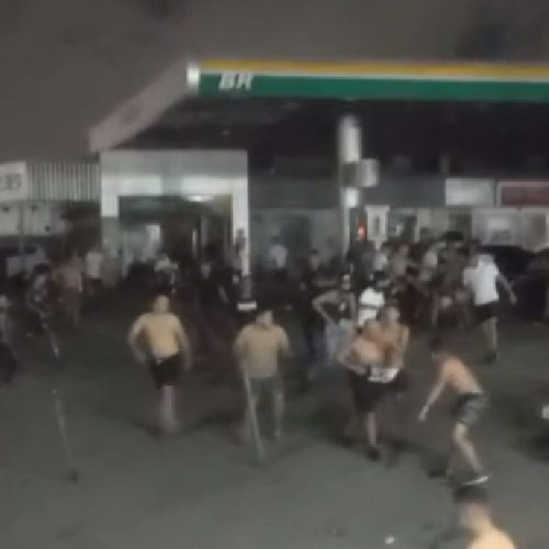 Briga de torcedores é registrada após jogo entre Fortaleza e Ceará nas proximidades da Arena Castelão