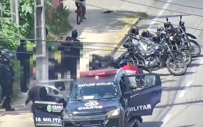 Homem é preso com moto roubada após ser flagrado por câmeras da Ciops, em Fortaleza