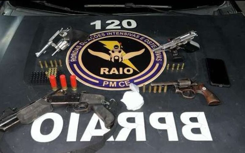 Criminosos são baleados e armas e drogas são apreendidas após confronto com a PM no Ceará