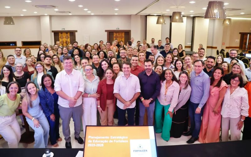 Decreto remove limite anual de vagas para mestrado e doutorado de professores de Fortaleza