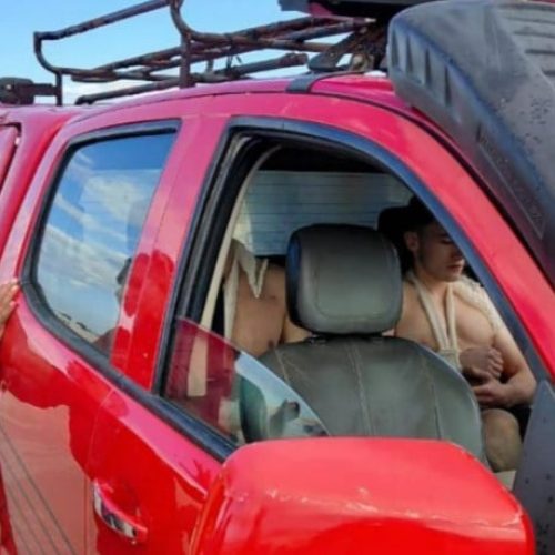 Dois jovens americanos ficam feridos em acidente de quadriciclo