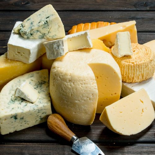 Queijo pode reduzir o risco de demência? Veja o que diz a ciência