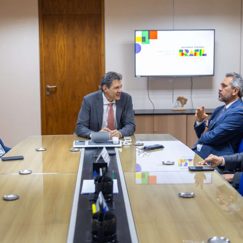 Em Brasília, Elmano se reúne com ministros e busca recursos para infraestrutura e saúde do Ceará