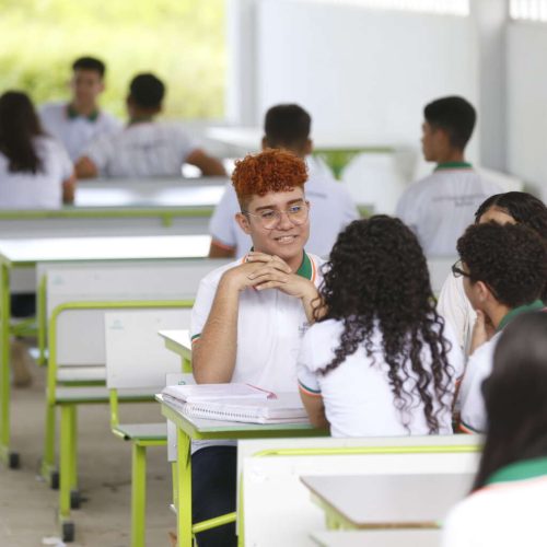 Governo do Ceará autoriza construção de 17 novas escolas de tempo integral