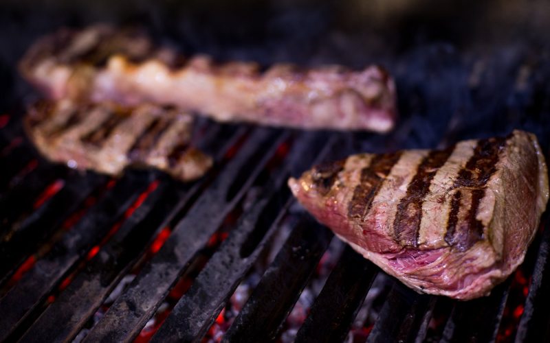 Trump pede que pecuaristas baixem preços da carne nos EUA