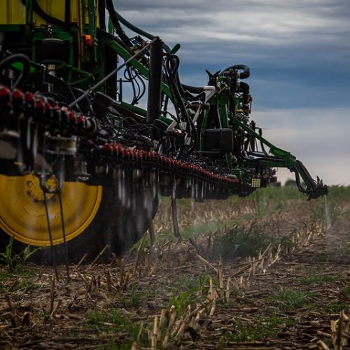 Produtores antecipam compras de fertilizantes da safra de verão