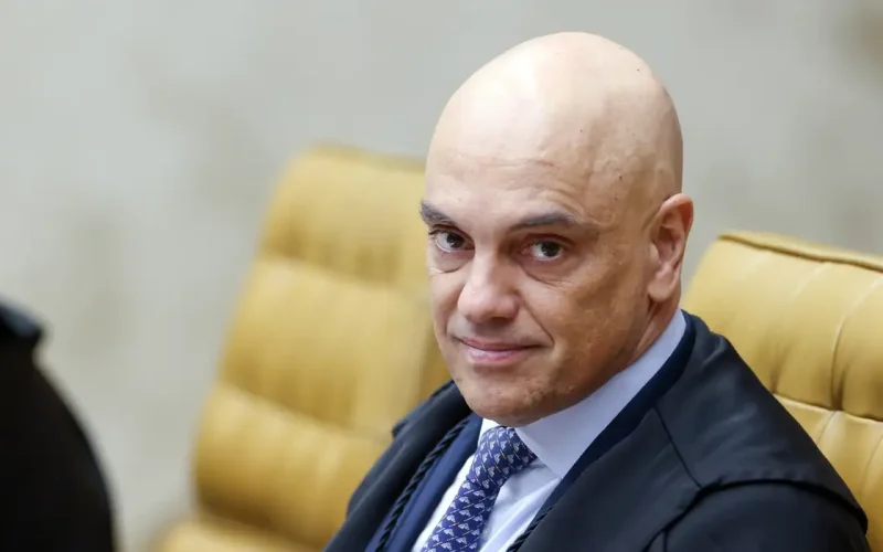 Moraes cancela todas as autorizações de visitas concedidas quando Bolsonaro estava em prisão domiciliar