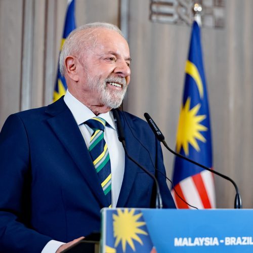 Real Time Big Data: Lula lidera todos os cenários de 1º turno contra Flávio, Ratinho Jr., Caiado e Eduardo Leite