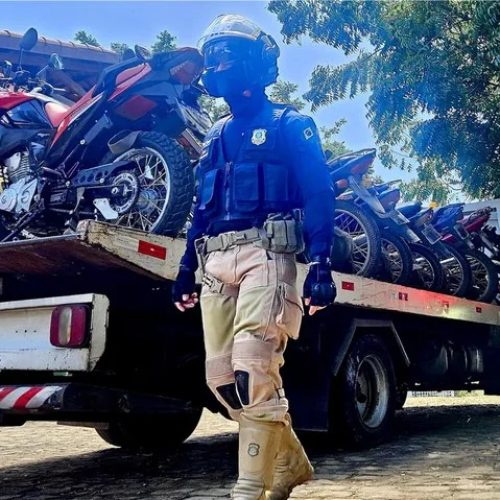 PRF realiza operação em Barro (CE), recolhe 11 motocicletas e aplica 57 autuações