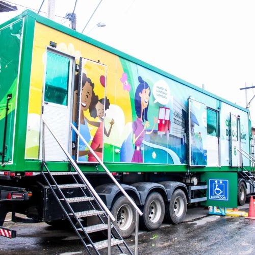 Caminhão do Cidadão leva serviços gratuitos a 12 comunidades do CE na próxima semana