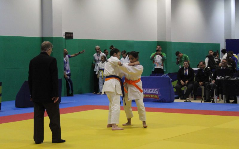 Delegação do Ceará conquista mais cinco medalhas no segundo dia de competição das Paralimpíadas Escolares