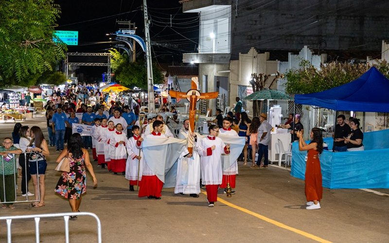 Terço dos Homens de Limoeiro participa da Romaria de Nossa Senhora da Saúde
