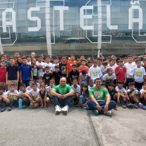 200 crianças do Projeto Esporte em Tempos participam da festa do Dia das Crianças, na Arena Castelão
