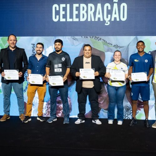 Projeto Esporte em 3 Tempos é premiado nacionalmente no Campeonato Gols Pela Terra