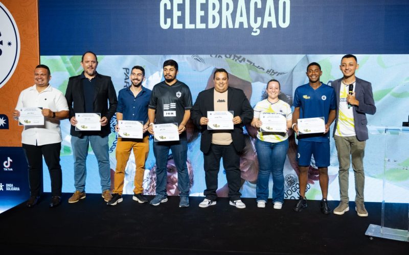 Projeto Esporte em 3 Tempos é premiado nacionalmente no Campeonato Gols Pela Terra