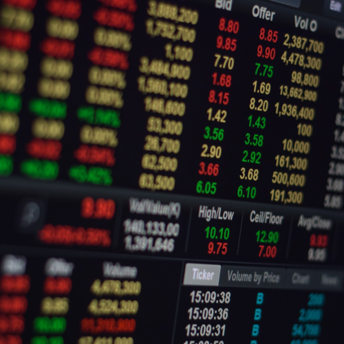 Ajuste técnico derruba ações de BRF e favorece Marfrig na B3