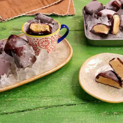 Como fazer bombom de sorvete de café? Veja receita