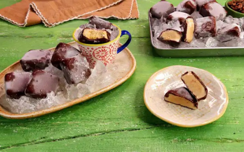 Como fazer bombom de sorvete de café? Veja receita