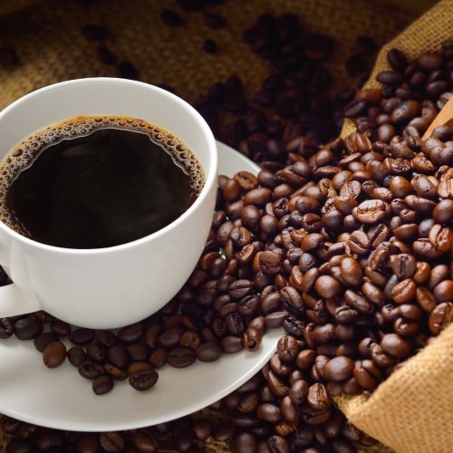 Preços do café sobem com tarifas dos EUA e redução da safra brasileira