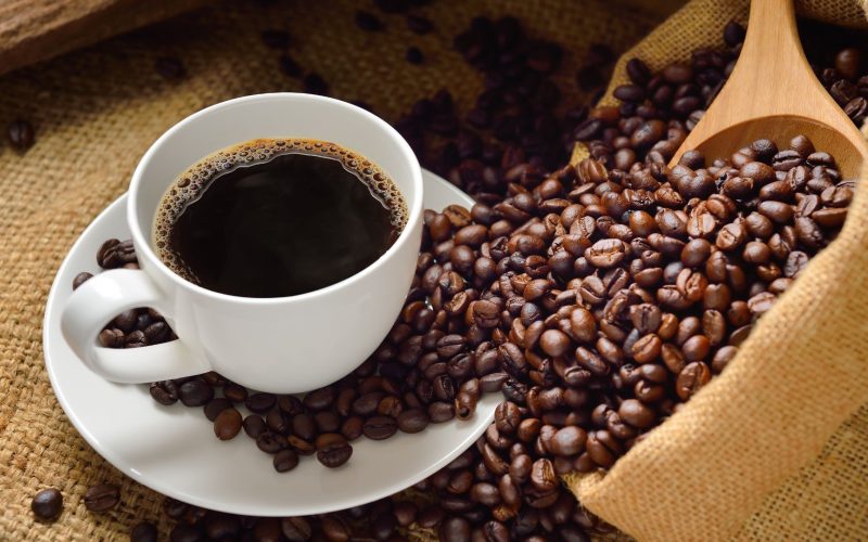 Café sobe na bolsa de Nova York após ajustes técnicos