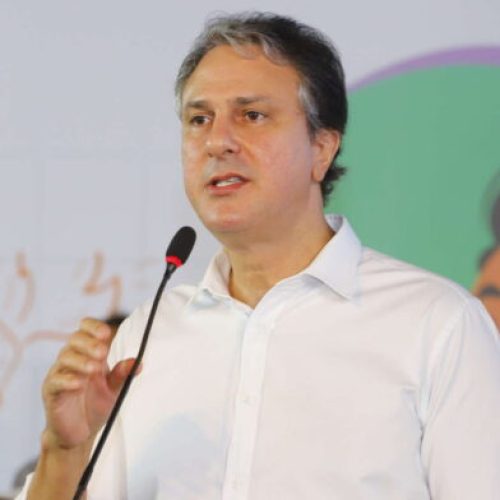 Piso salarial dos professores terá reajuste real em 2026, anuncia ministro Camilo Santana