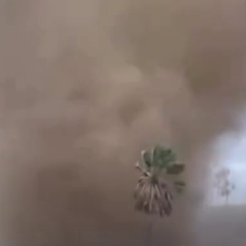 Grande redemoinho assusta moradores no município de Canindé