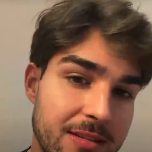 Após ser chamado de “sanguessuga”, affair de Carlinhos Maia rebate críticas e diz que não dará palco a polêmica