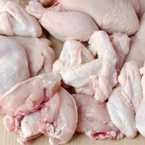 Carne de frango perde competitividade em relação à suína, mas ganha sobre a bovina