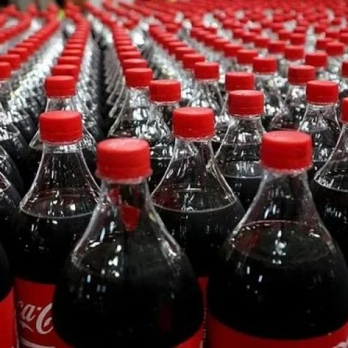 Retomada da produção em fábrica da Coca-Cola no Ceará é autorizada