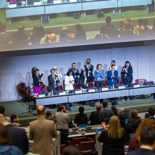 ‘COP do Tabaco’ termina com decisões sobre meio ambiente e responsabilização