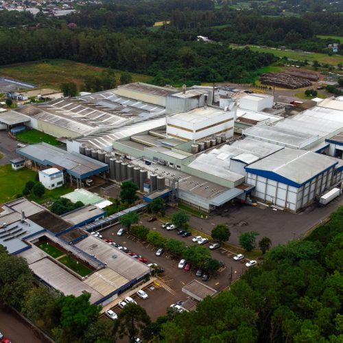 Lactalis compra negócios globais de consumo da Fonterra por R$ 12,23 bilhões