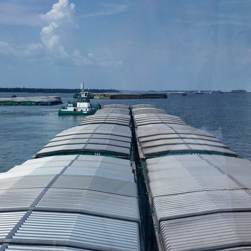 A jornada dos grãos pelo Tapajós rumo ao mercado externo