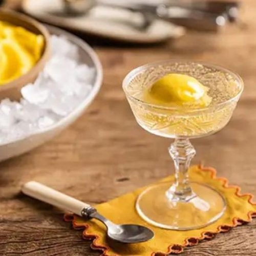 Drinque festivo: Como fazer espumante com sorbet de manga