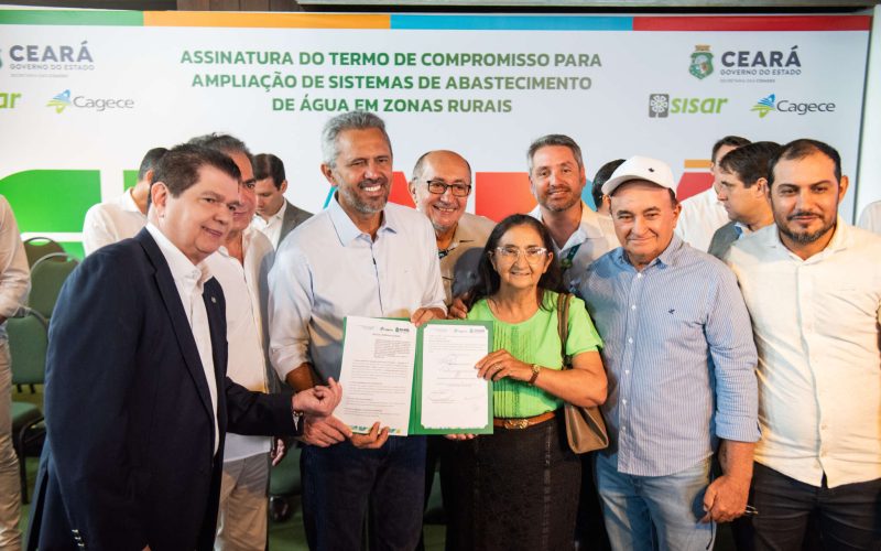 Mais de 2.700 famílias do Ceará terão acesso ampliado à água potável na zona rural