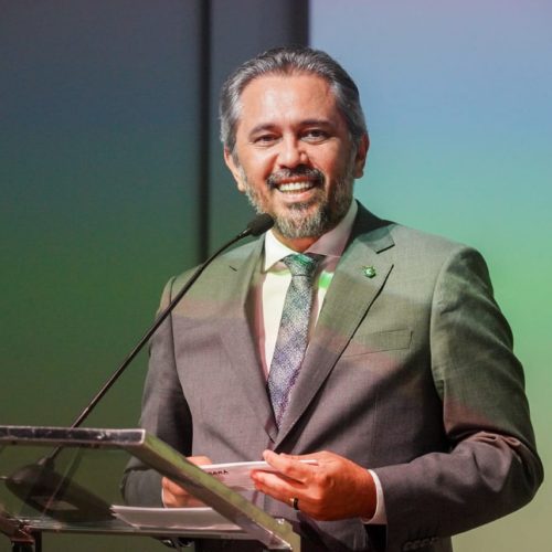 Elmano representa governadores do Nordeste na COP30 em Belém