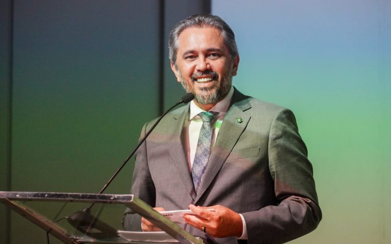 Elmano representa governadores do Nordeste na COP30 em Belém