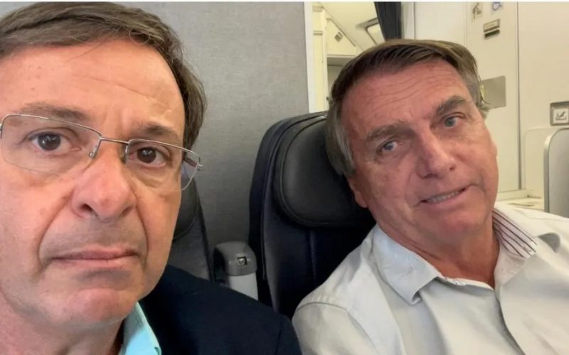 Ex-ministro pede Pix para pagar advogados e médicos de Bolsonaro e também ajudar Eduardo